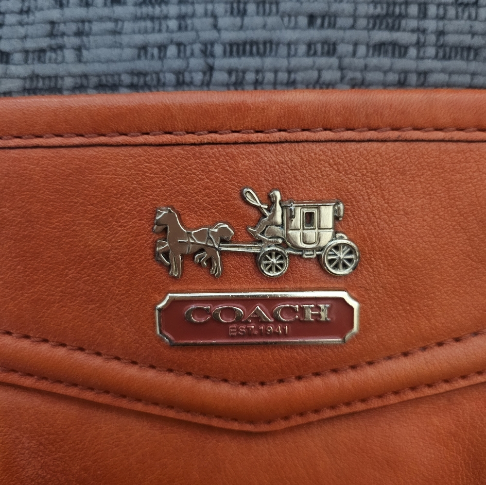 Coach Cross Body Purse - Picture 1 of 8